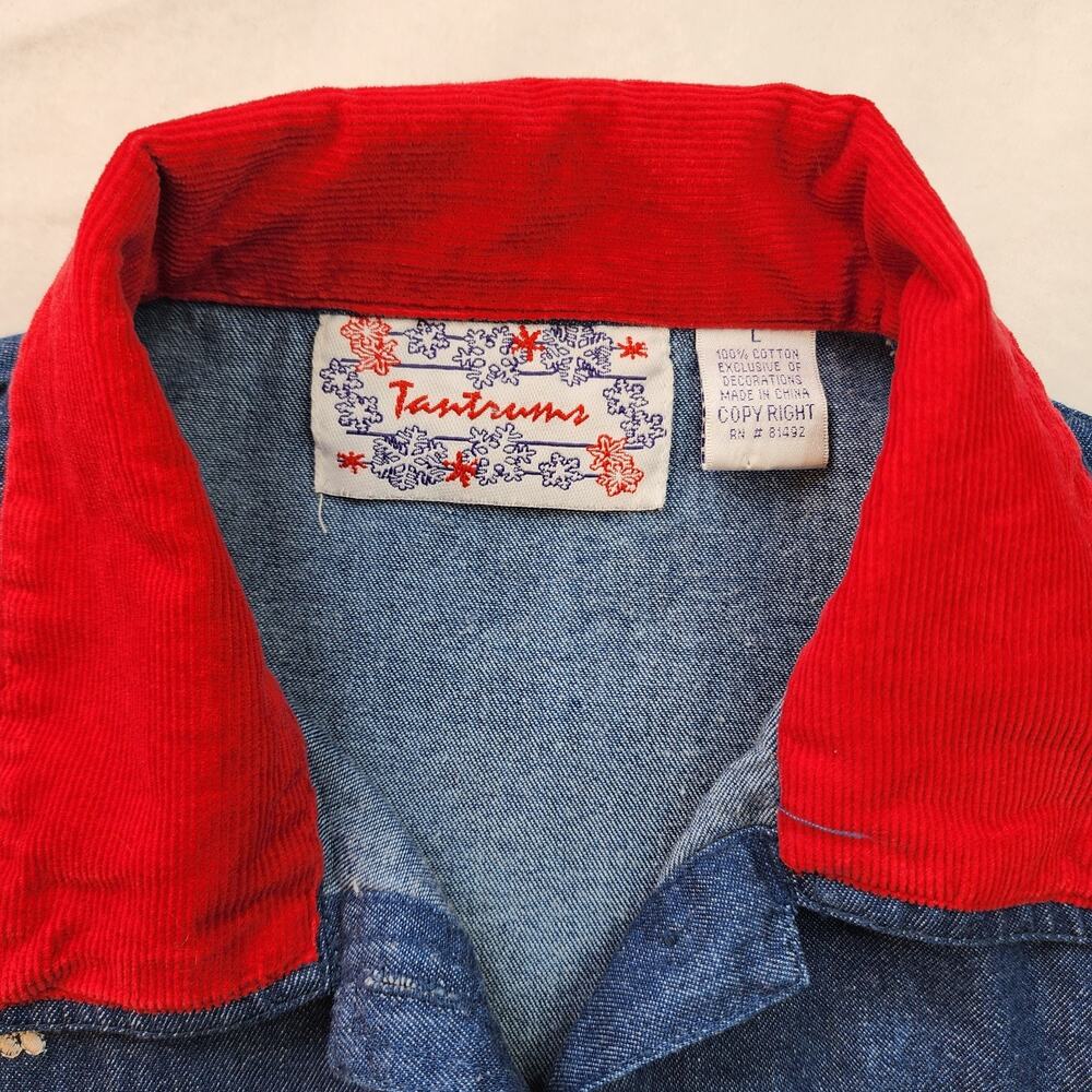 Tantrums Women's Blue Denim Christmas Button Up Shirt Size L Santa Reindeer - Picture 4 of 8